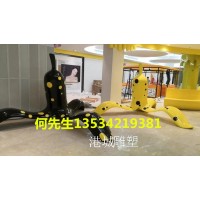 深圳批发零售玻璃钢香蕉皮雕塑定制价格厂家