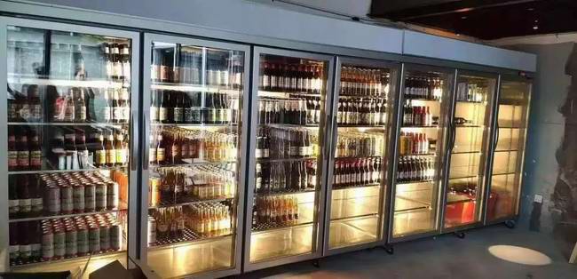 立式饮料柜，保鲜玻璃门冰柜，冷风立式酒水柜供应